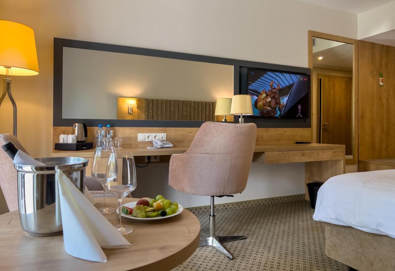 Hotel Malbork - Centrum Konferencyjne Екстер'єр фото