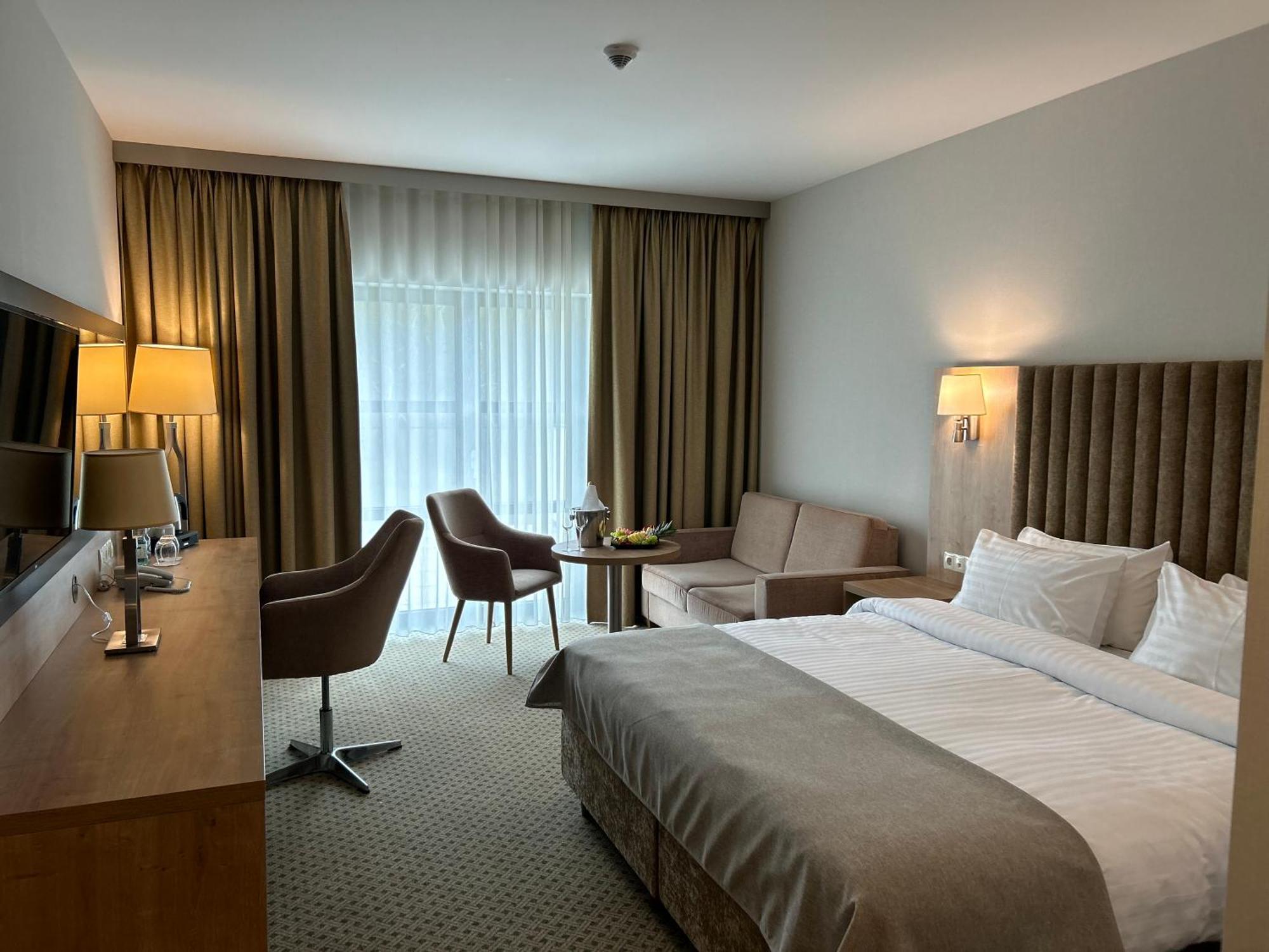 Hotel Malbork - Centrum Konferencyjne Екстер'єр фото